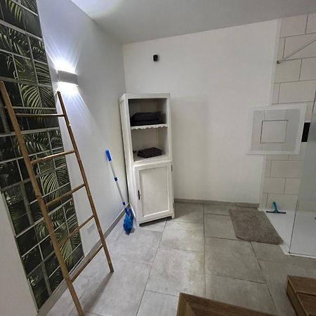 Loft And Spa Les Preaux المظهر الخارجي الصورة