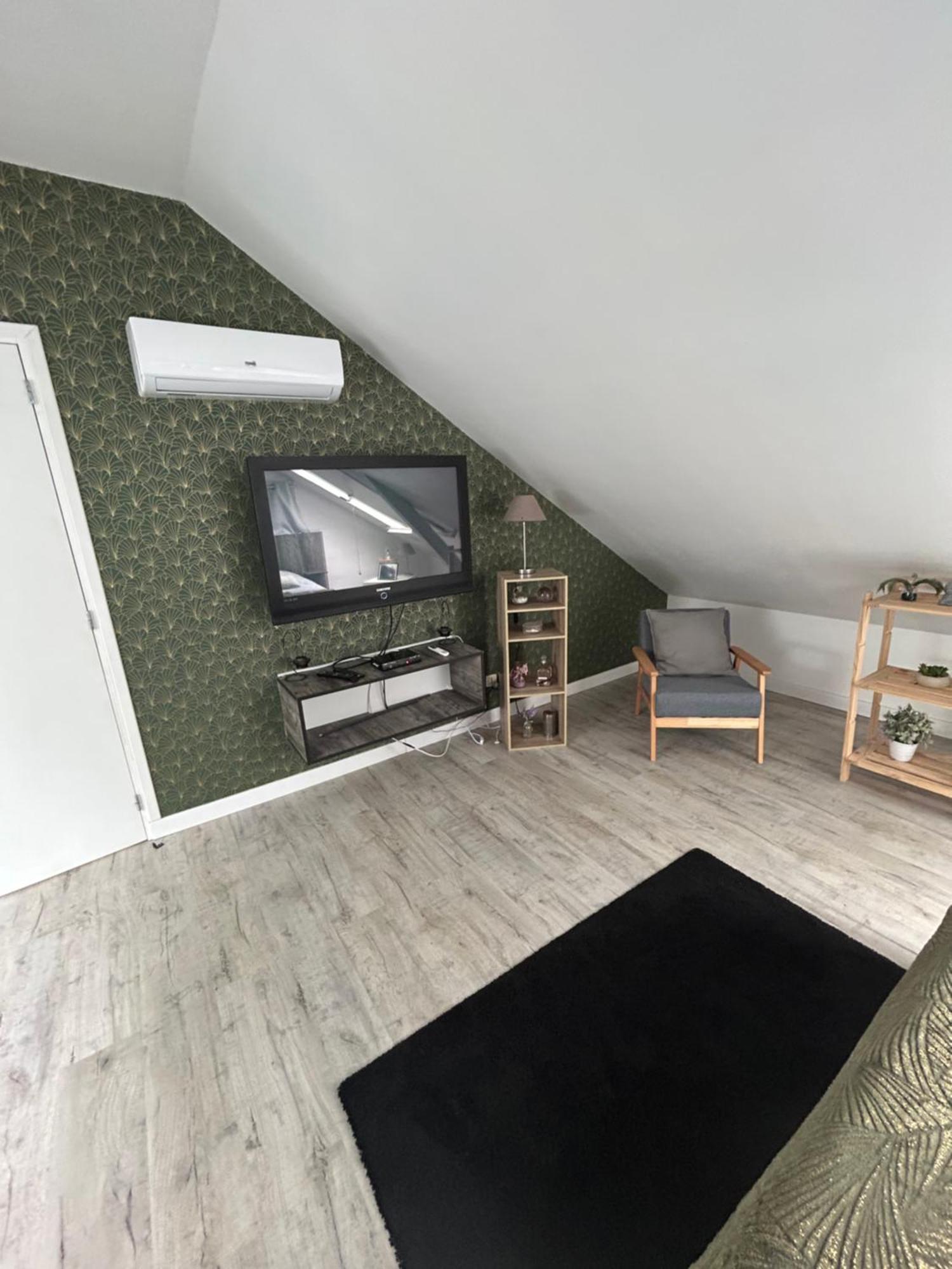 Loft And Spa Les Preaux المظهر الخارجي الصورة