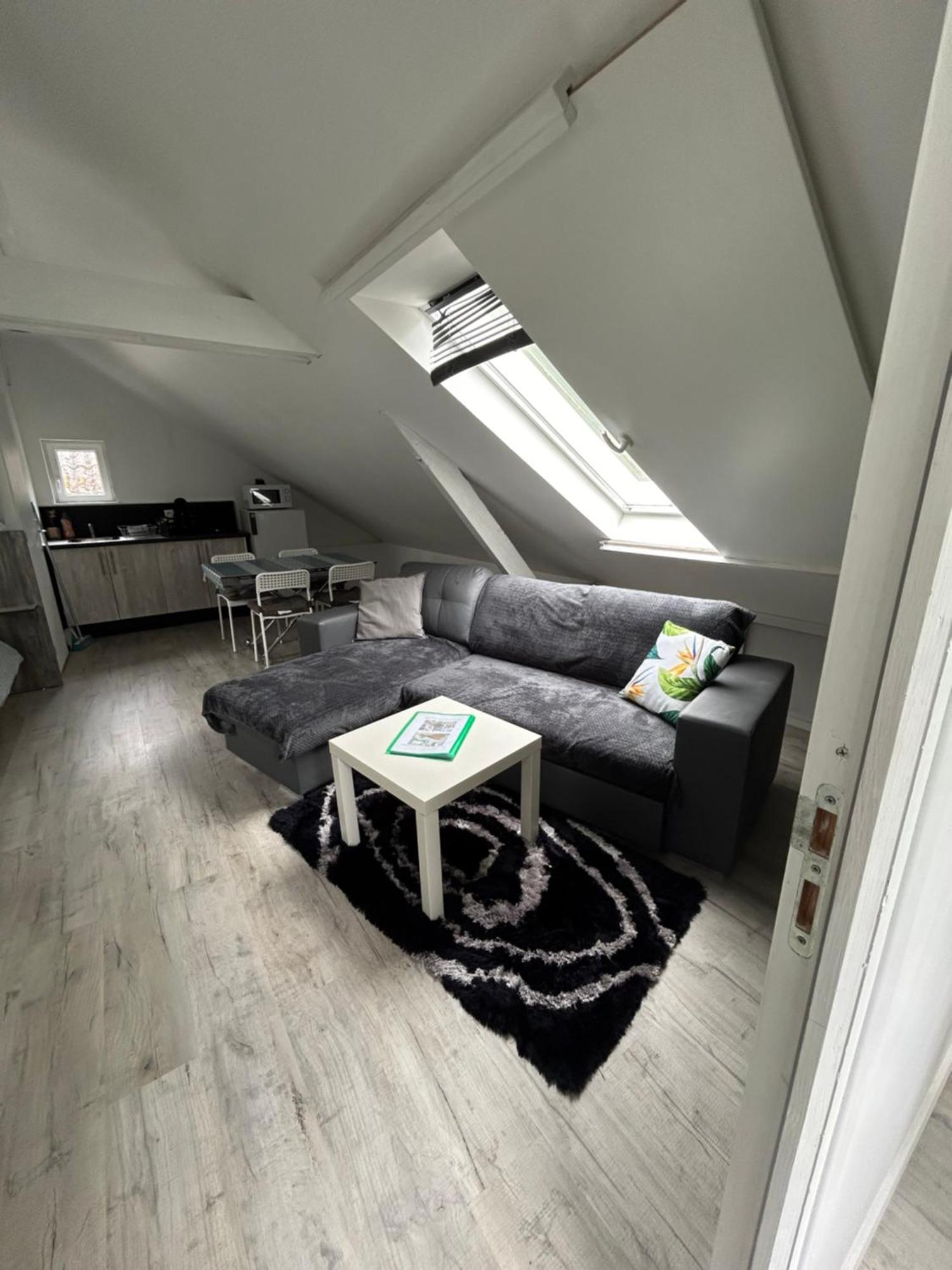 Loft And Spa Les Preaux المظهر الخارجي الصورة